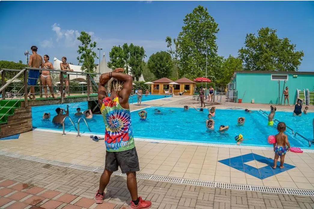 Vacanceselect Mobil Homes - Camping Pineta Sul Mare Camping Village Cesenatico Exterior foto